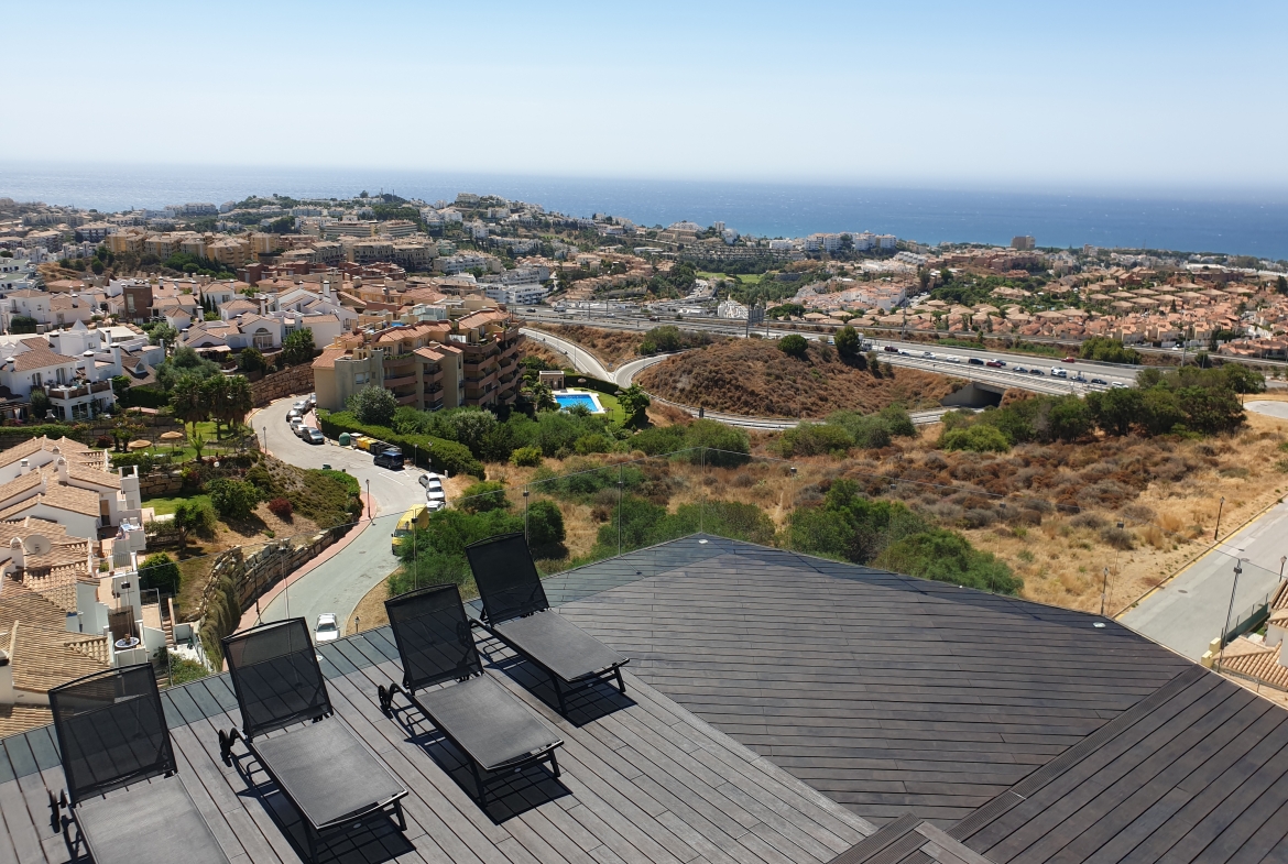 Semi Detached Seaview Villa Luna Fitness for Rent in Riviera Del Sol, Málaga, Spain