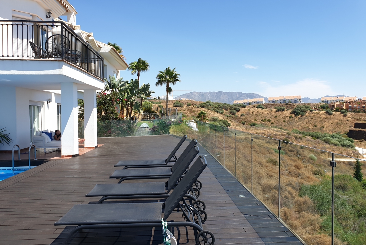 Semi Detached Seaview Villa Luna Fitness for Rent in Riviera Del Sol, Málaga, Spain