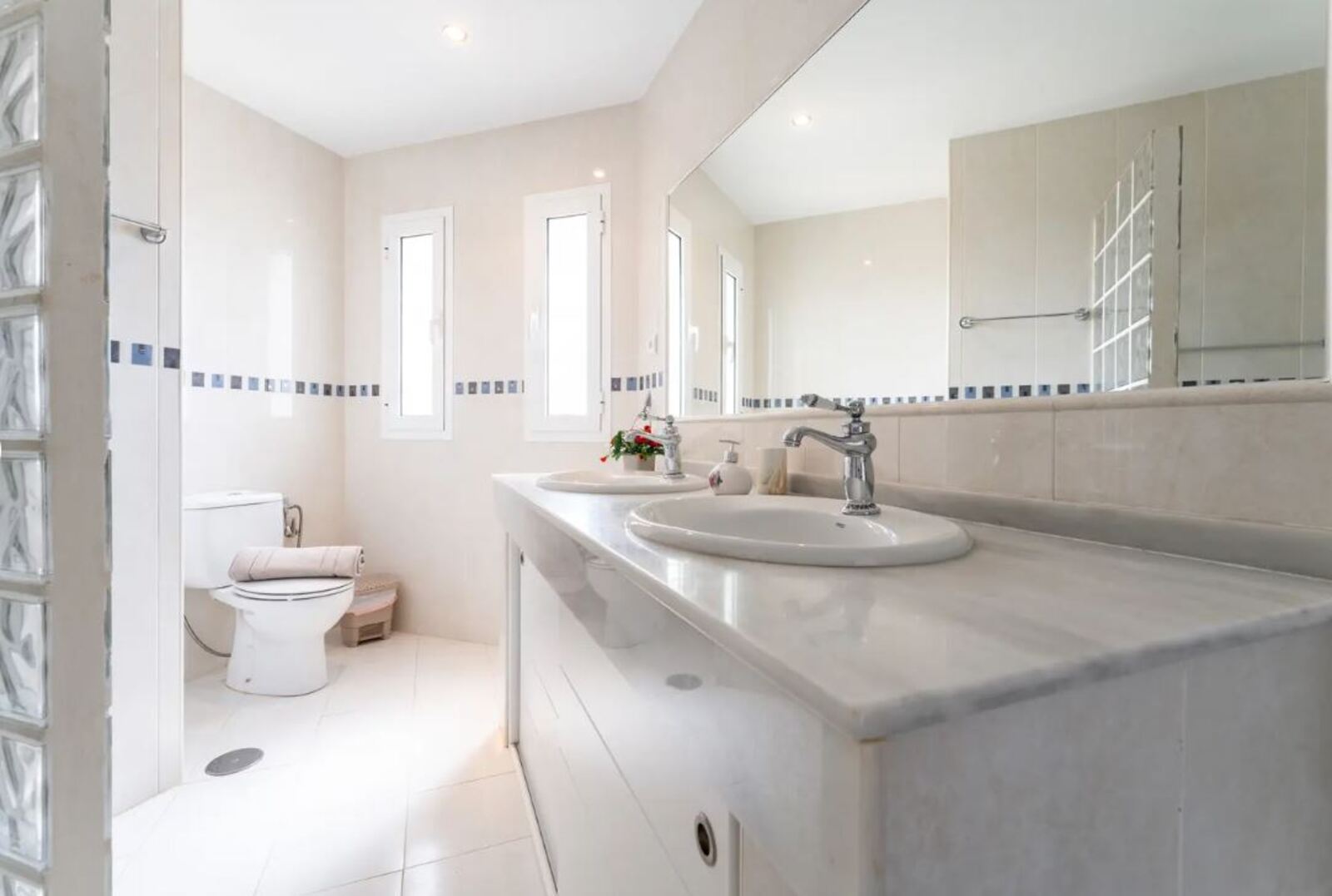 26 Detached Villa Vista Verde for Rent in Mijas Costa , Málaga, Spain