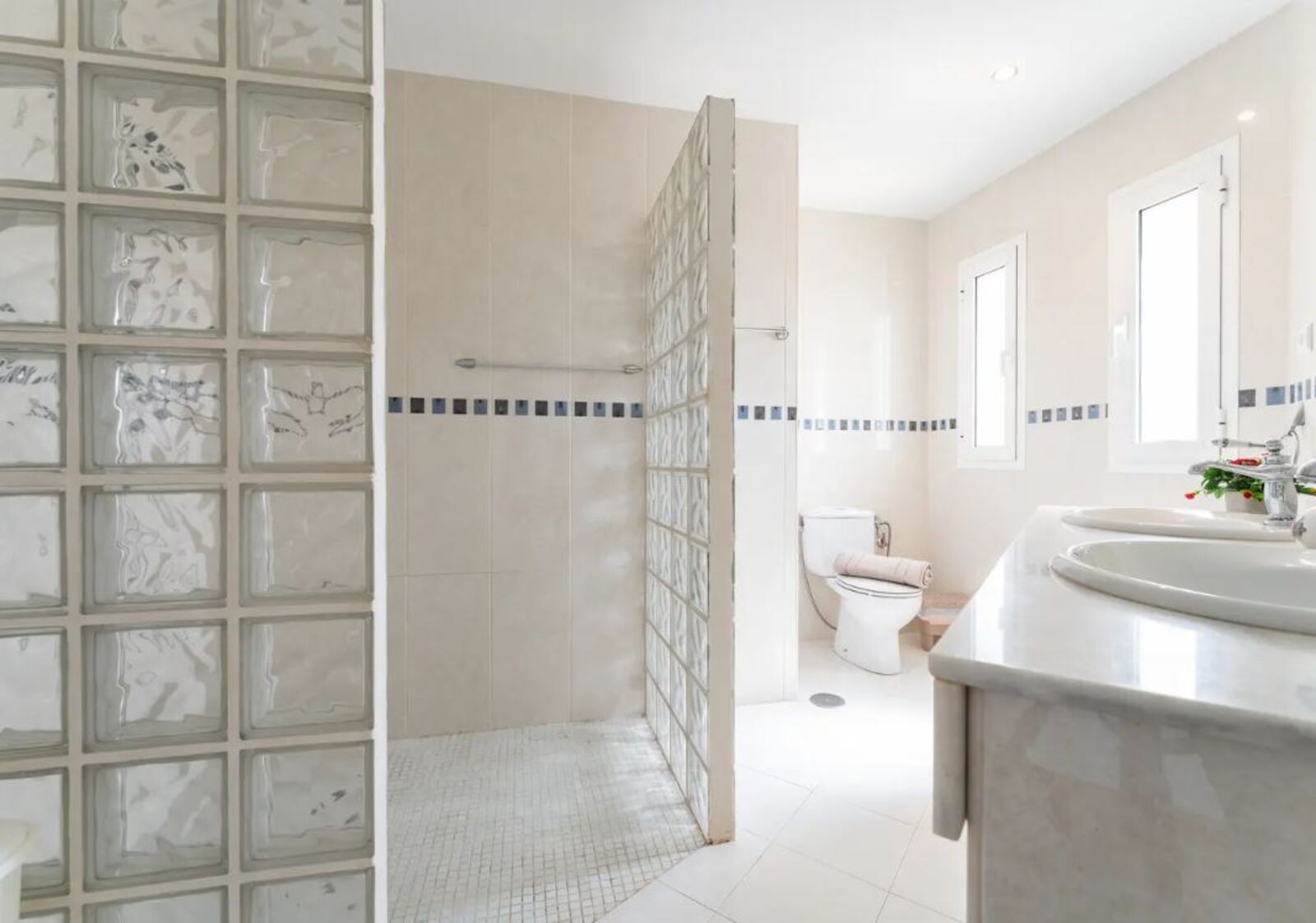27 Detached Villa Vista Verde for Rent in Mijas Costa , Málaga, Spain
