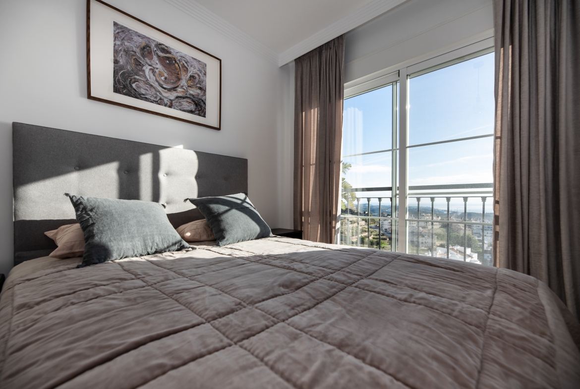 Semi Detached Seaview Villa Luna Fitness for Rent in Riviera Del Sol, Málaga, Spain