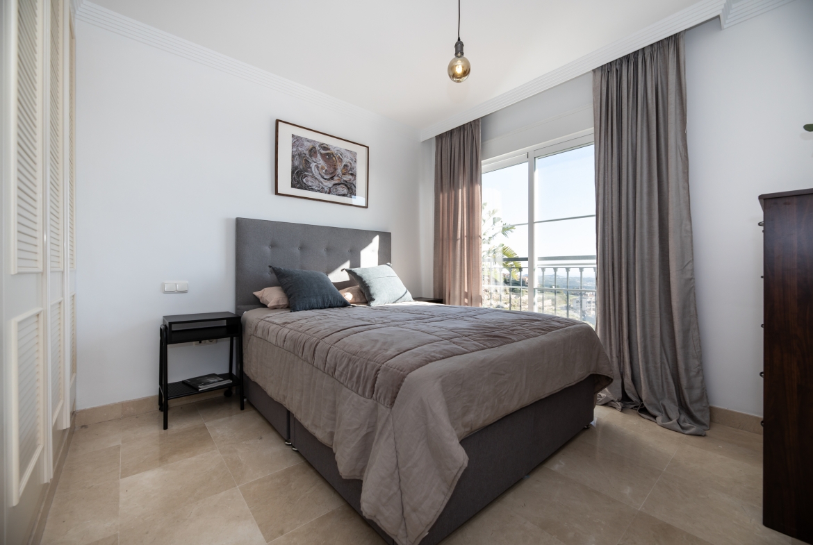 Semi Detached Seaview Villa Luna Fitness for Rent in Riviera Del Sol, Málaga, Spain