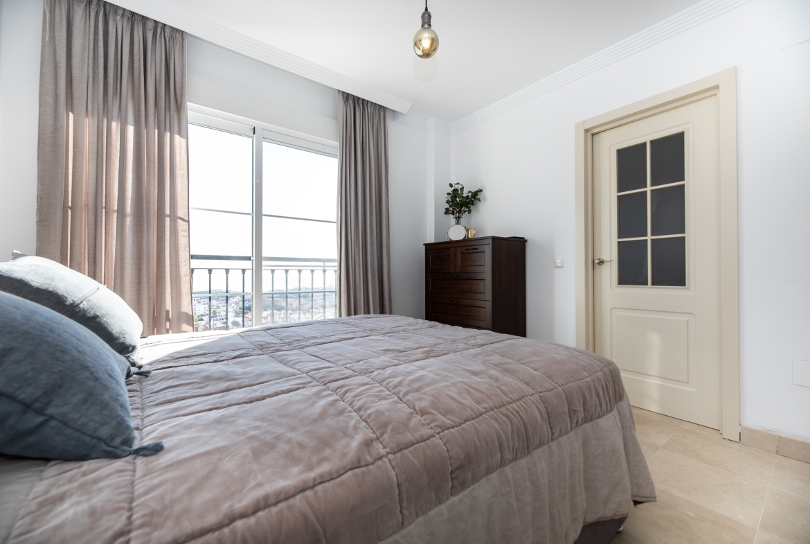 Semi Detached Seaview Villa Luna Fitness for Rent in Riviera Del Sol, Málaga, Spain