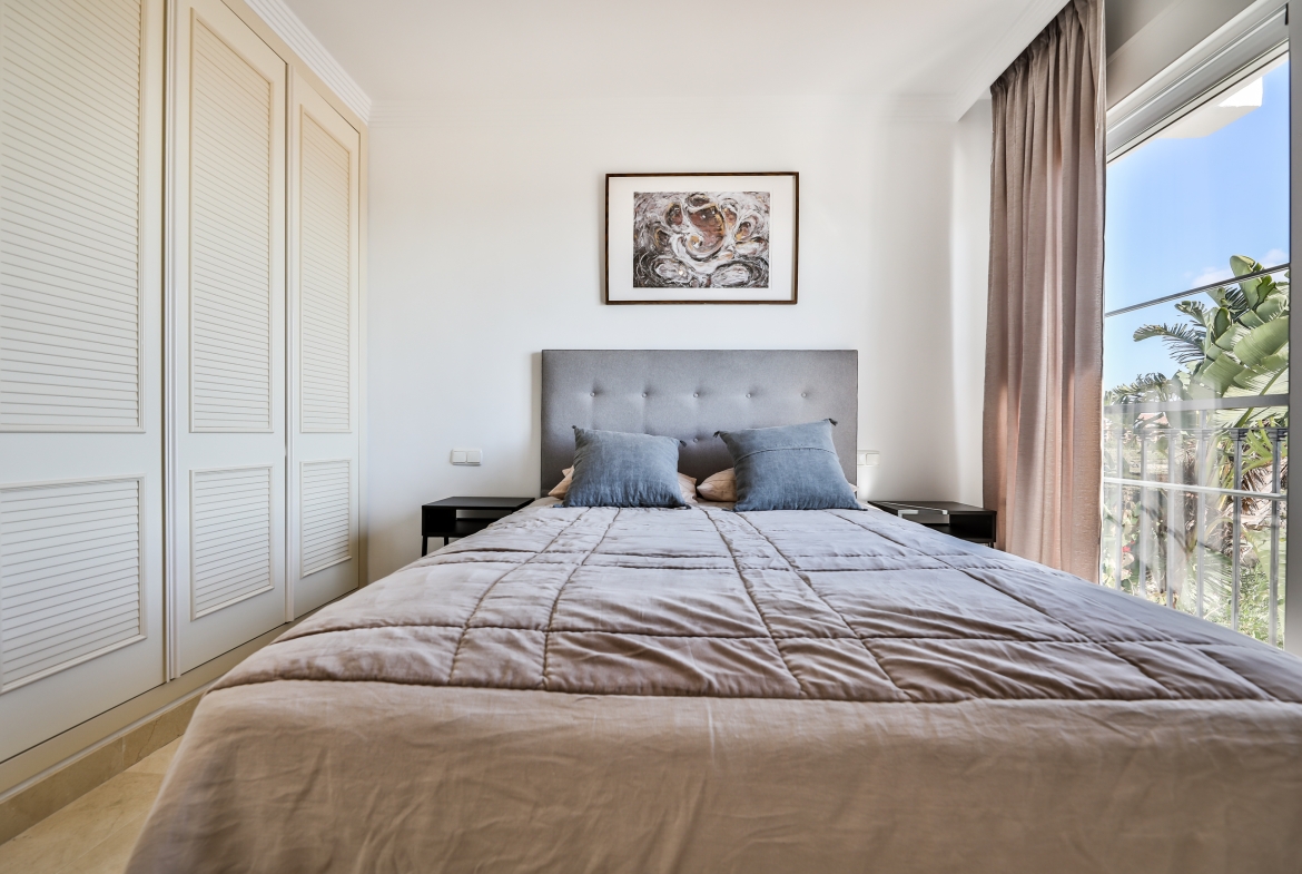 Semi Detached Seaview Villa Luna Fitness for Rent in Riviera Del Sol, Málaga, Spain