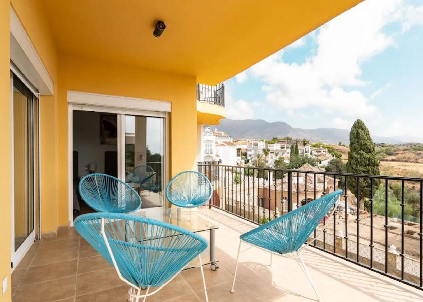 6 Detached Villa Vista Verde for Rent in Mijas Costa , Málaga, Spain