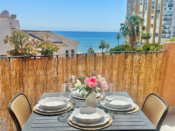 Renovated Apartment for Rent in Calahonda, Málaga, Spain