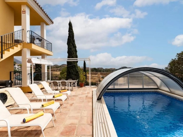 Detached Villa Vista Verde for Rent in Mijas Costa , Málaga, Spain