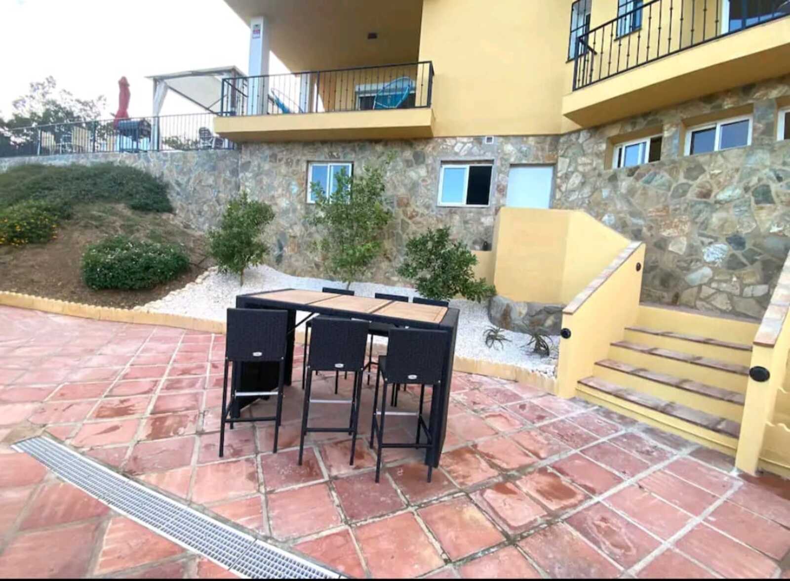 8 Detached Villa Vista Verde for Rent in Mijas Costa , Málaga, Spain