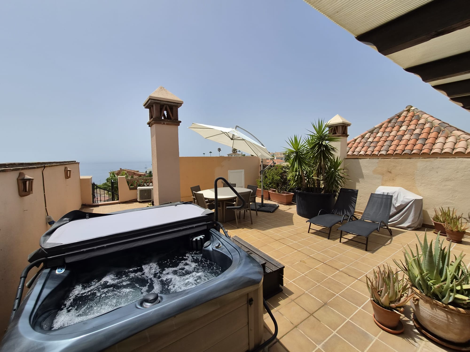Penthouse Apartment for Rent in El Faro – La Joya , Málaga, Spain