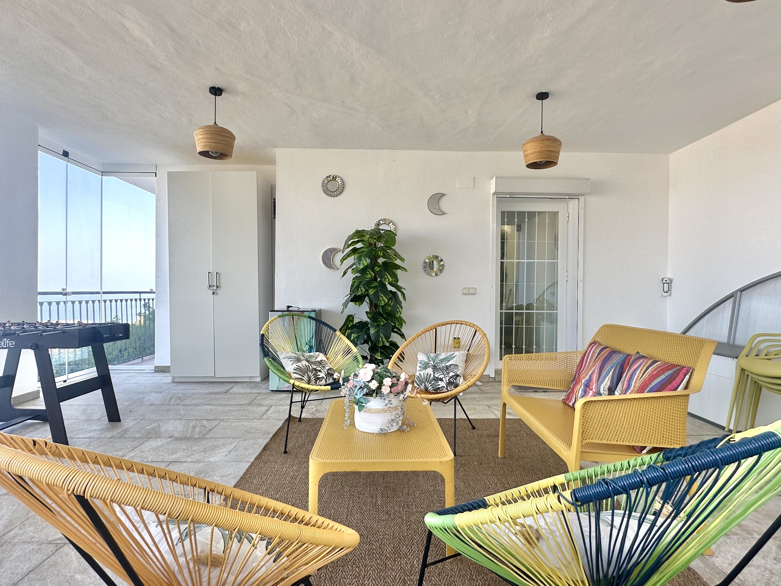 Semi Detached Villa Mirador for Rent in Riviera Del Sol, Málaga, Spain