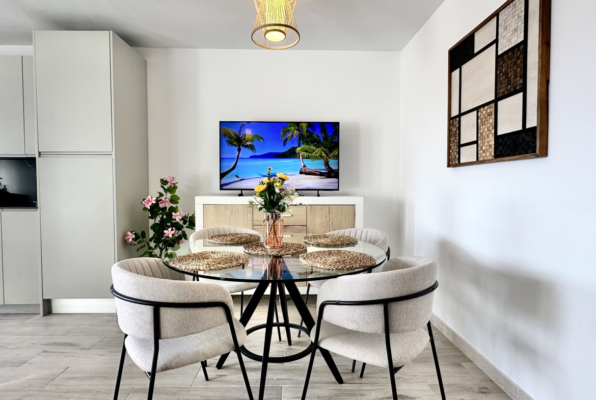 Renovated Apartment for Rent in Calahonda, Málaga, Spain