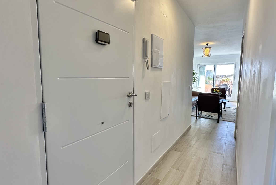 Renovated Apartment for Rent in Calahonda, Málaga, Spain