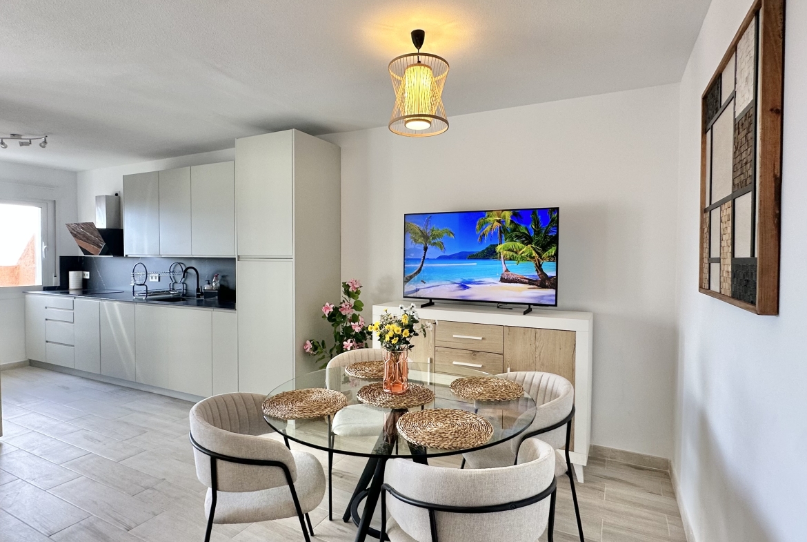 Renovated Apartment for Rent in Calahonda, Málaga, Spain