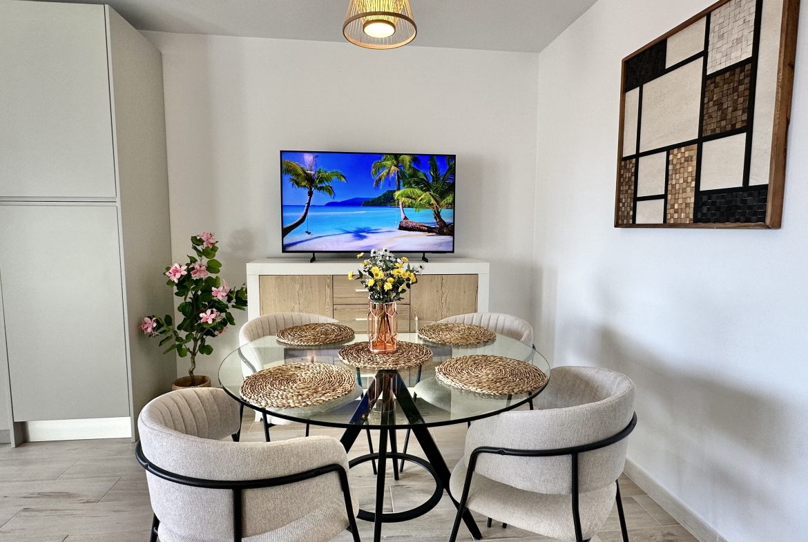 Renovated Apartment for Rent in Calahonda, Málaga, Spain