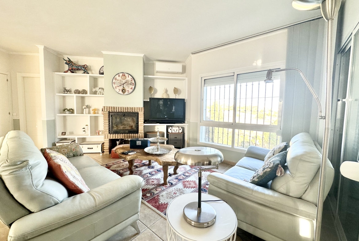 Detached Villa Vista Verde for Rent in Mijas Costa , Málaga, Spain