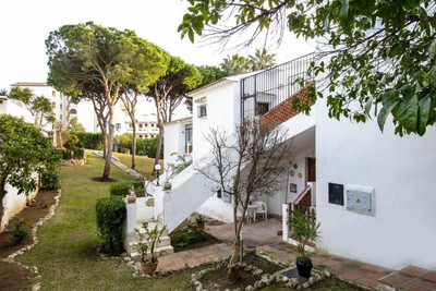 Ground Floor Studio for Rent in Calahonda, Málaga, Spain