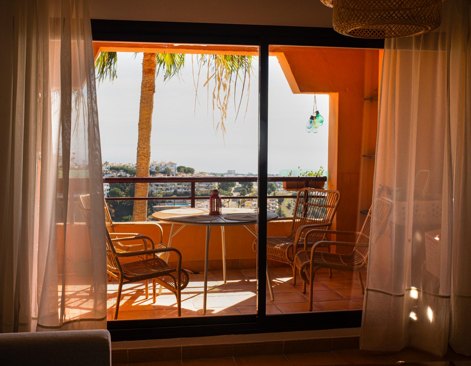 Seaview Duplex Apartment for Rent in Upper Calahonda, Málaga, Spain