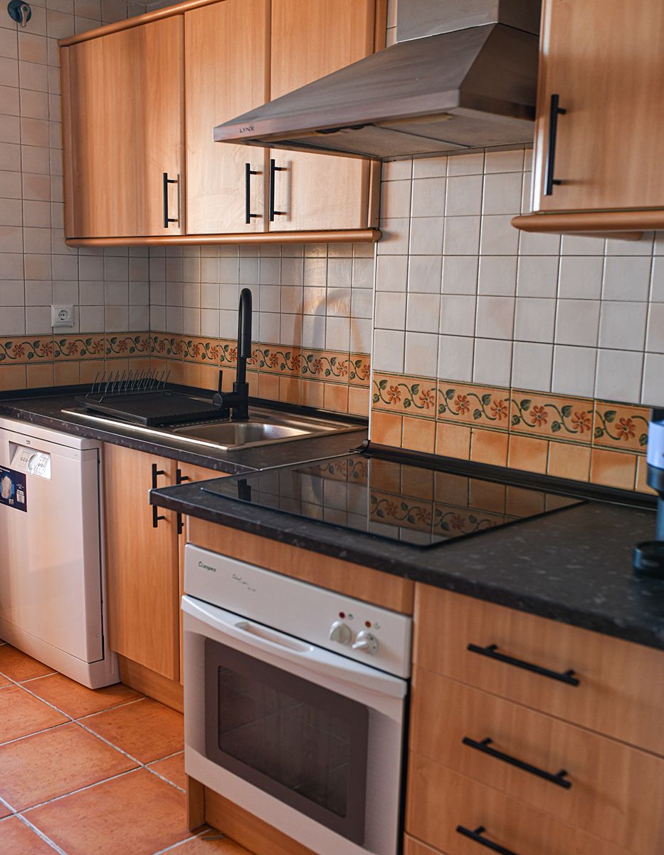 Seaview Duplex Apartment for Rent in Upper Calahonda, Málaga, Spain