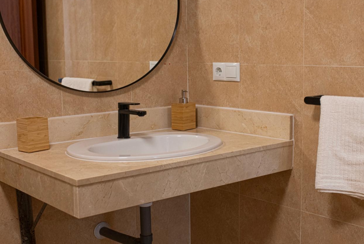 Seaview Duplex Apartment for Rent in Upper Calahonda, Málaga, Spain