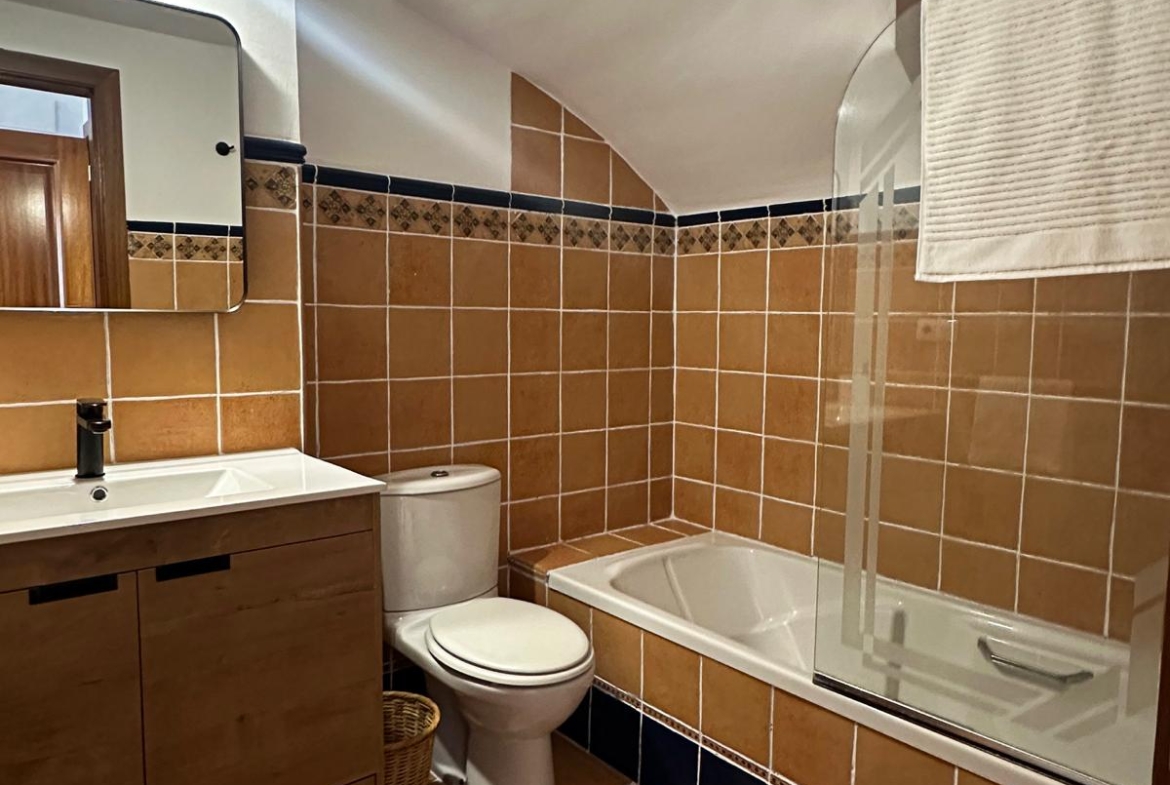 Seaview Duplex Apartment for Rent in Upper Calahonda, Málaga, Spain