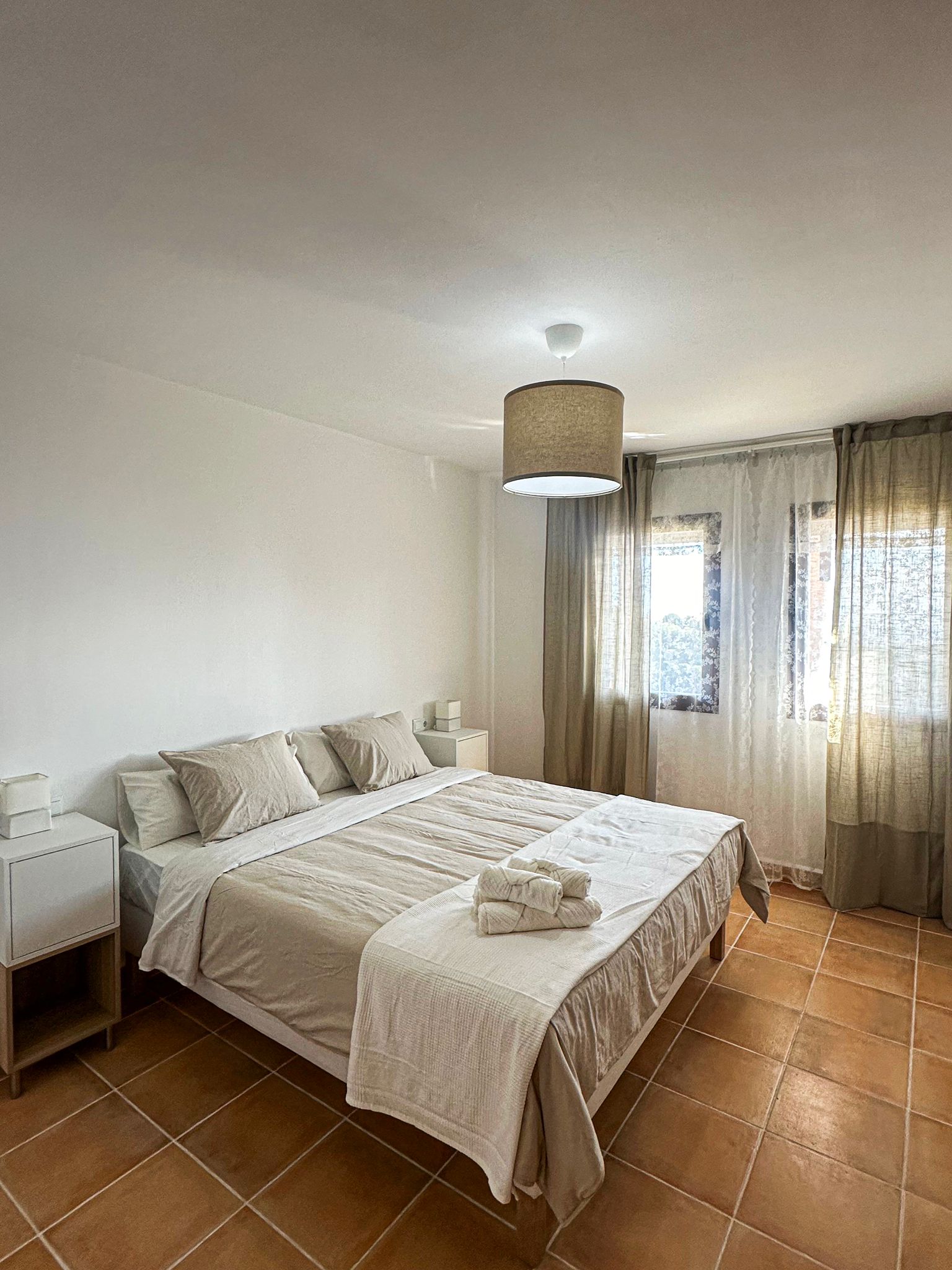 Seaview Duplex Apartment for Rent in Upper Calahonda, Málaga, Spain