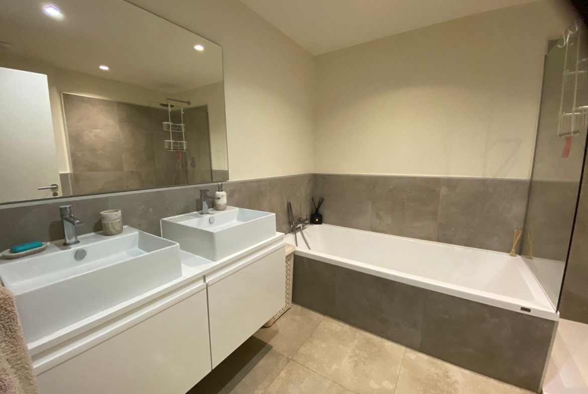 Seaview Apartment for Rent in Jardines Se Azalea La Cala De Mijas – Málaga, Spain