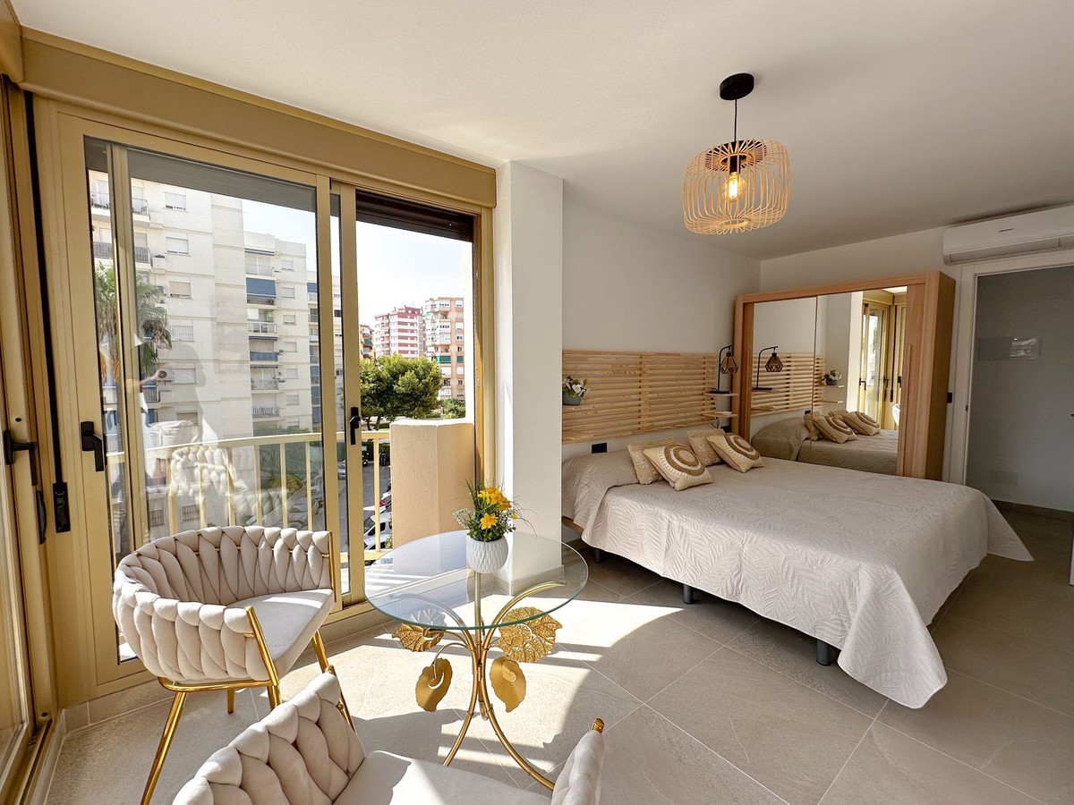 16-ec67b526875bf0124b6ce4328a754439 (1) Apartment for Rent in Fuengirola town center