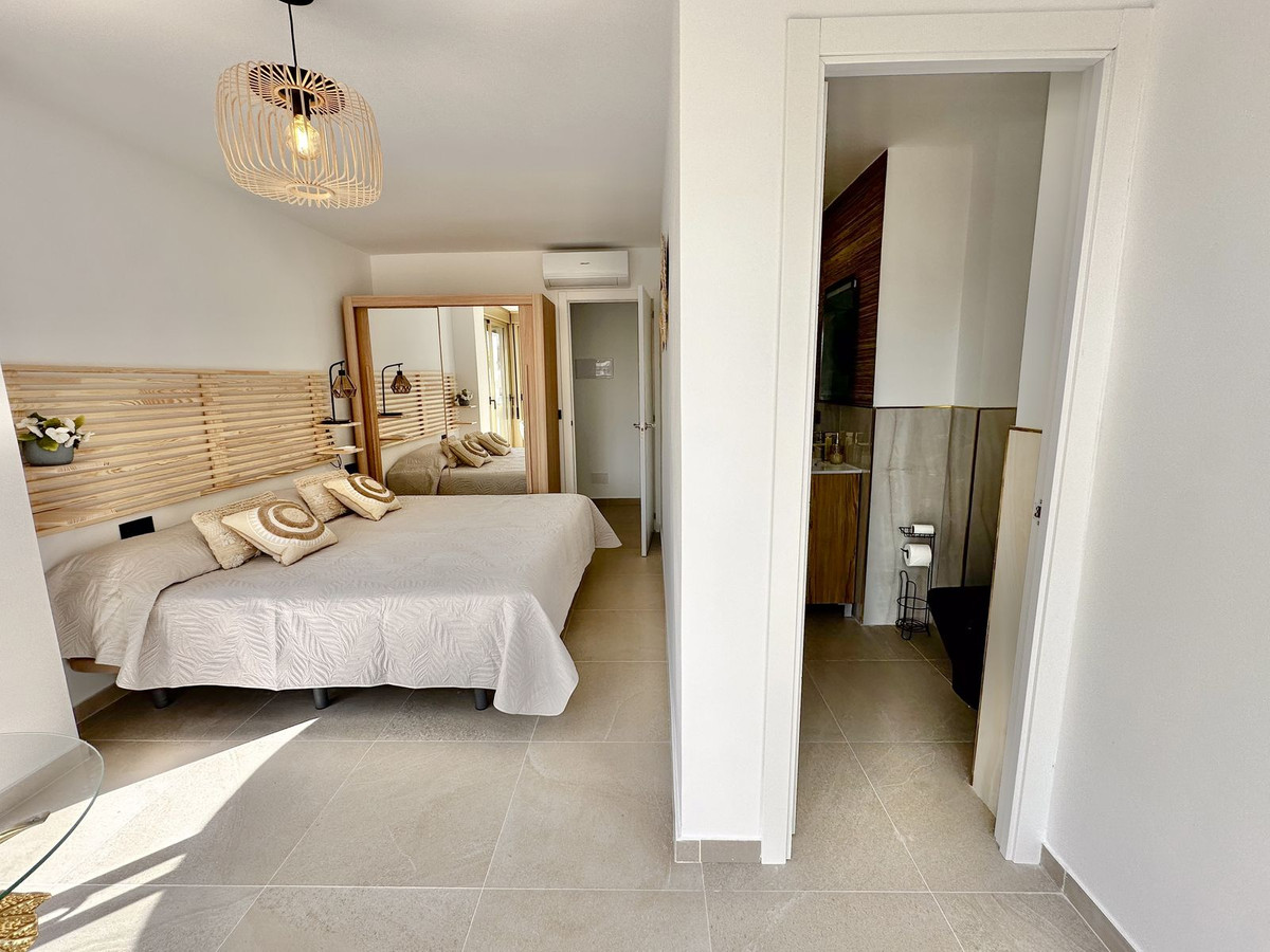 17-dd5fcd4f0eb487dfa3803f7e20814c0e (3) Apartment for Rent in Fuengirola town center